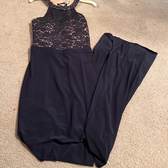 Dress - Picture 2 of 4